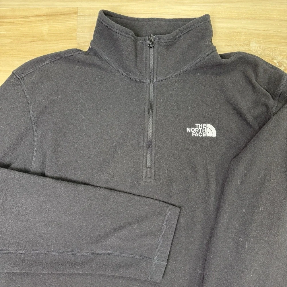 The North Face Quarter Zip Fleece Mens Large Black Pullover Sleeve Pocket Thumb